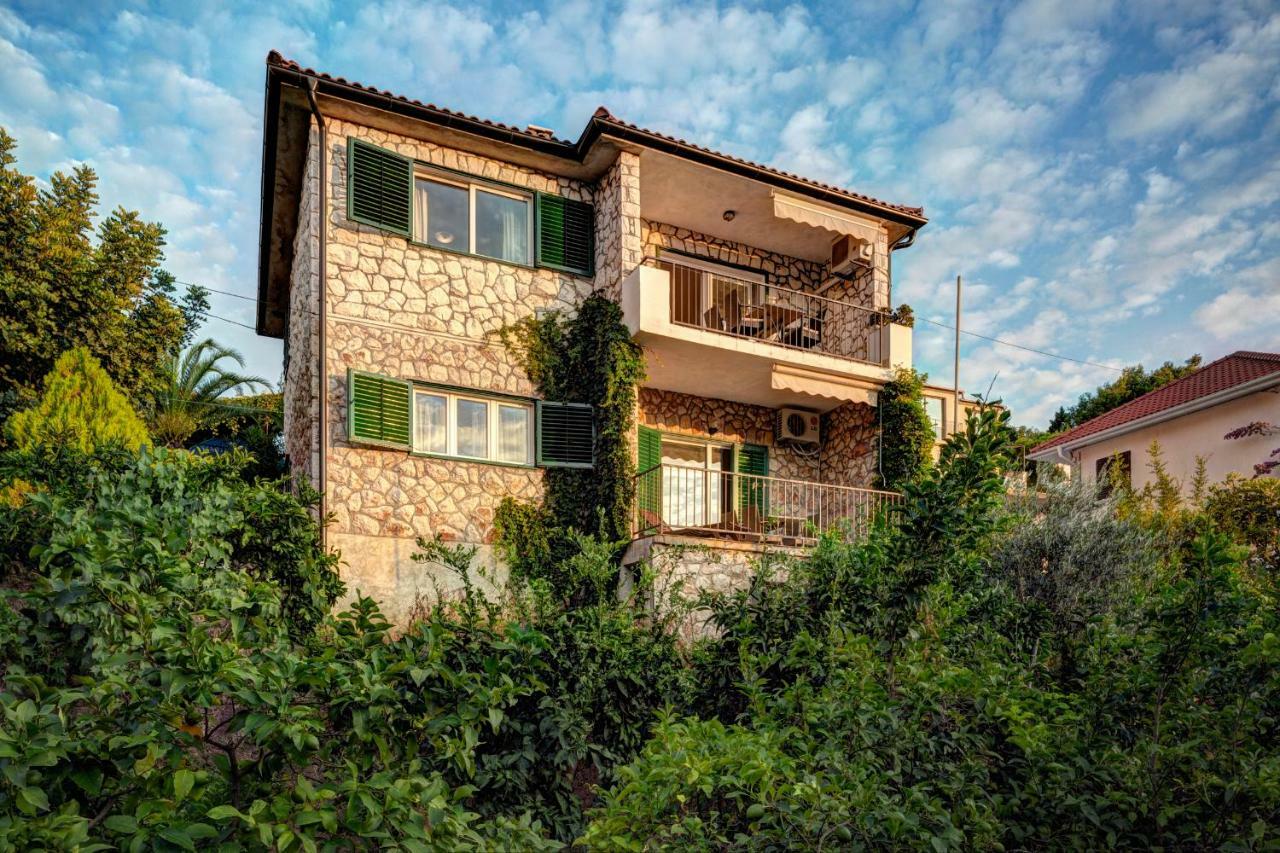 Figa Apartman Benko Milatic Jelsa  Exterior foto